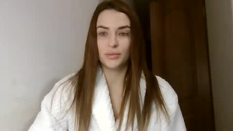 MandiBrooks online show from November 30, 2025, 3:16 pm