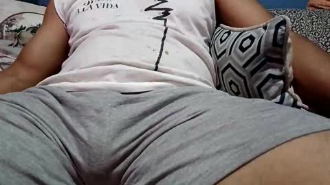 Snapshot of mandrilo7379 chatting on December 5, 2025, 6:33 am mandrilo7379 online show from December 5, 2025, 6:33 am