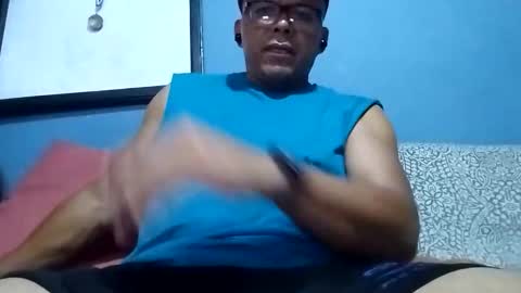 mandrilo7379 online show from May 12, 2026, 7:27 am