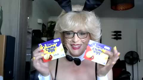 Mandy EyeCandy online show from April 5, 2026, 1:41 pm