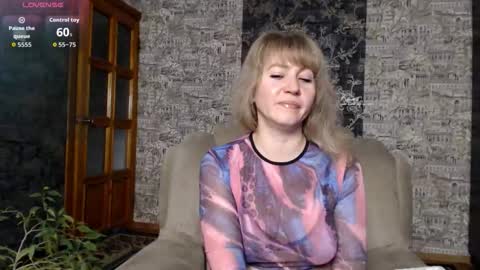 Mandy  online show from October 17, 2025, 11:24 am