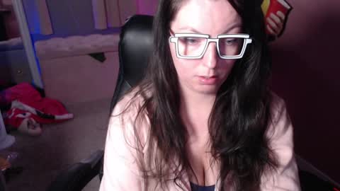 Snapshot of mandybabyxxx chatting on January 22, 2025, 2:26 am MandyBabyXXX online show from January 22, 2025, 2:26 am