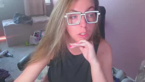 MandyBabyXXX online show from March 31, 2026, 6:30 pm