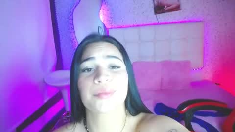 manelyke online show from September 10, 2025, 8:31 pm