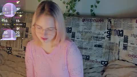 manic_pixie_ online show from September 19, 2025, 3:56 pm