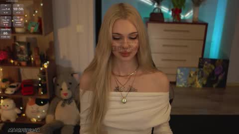 Amelie online show from March 12, 2026, 11:11 pm