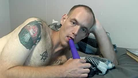 Snapshot of manlyman94 chatting on August 2, 2026, 4:49 pm manlyman94 online show from August 2, 2026, 4:49 pm