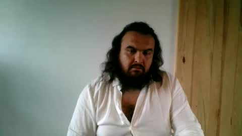 Snapshot of mannhirych chatting on September 29, 2025, 8:57 pm mannhirych online show from September 29, 2025, 8:57 pm