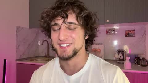 manolein online show from October 24, 2025, 12:19 am