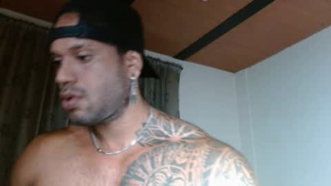 Snapshot of manolofitt chatting on April 29, 2026, 9:10 pm Manolo online show from April 29, 2026, 9:10 pm