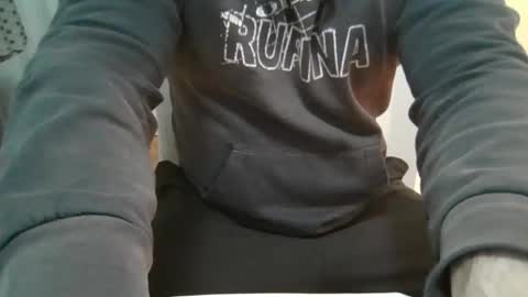 manu17518 online show from February 3, 2025, 10:43 pm