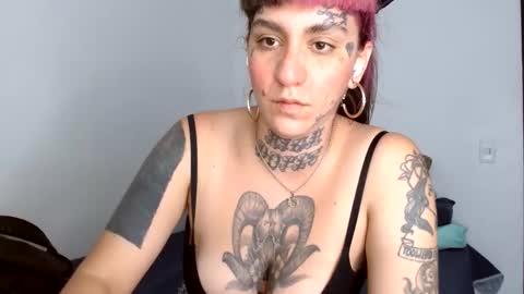 Spiritual Gangsta Princess 1111 online show from November 25, 2025, 9:26 pm