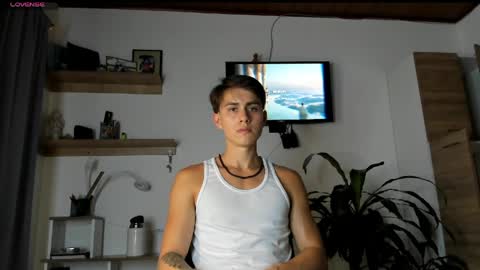 manucute 23  online show from April 3, 2026, 10:41 pm