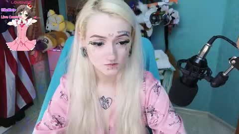 Snapshot of manuela_unicorn chatting on February 28, 2025, 3:48 pm Manuela online show from February 28, 2025, 3:48 pm