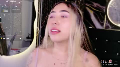 Snapshot of manuelaveelez chatting on December 4, 2025, 4:33 am Manuela online show from December 4, 2025, 4:33 am