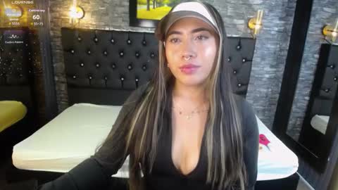 Snapshot of manuelaveelez chatting on January 15, 2026, 4:17 am Manuela online show from January 15, 2026, 4:17 am