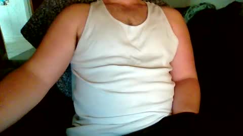 Snapshot of manuforever69 chatting on May 14, 2026, 6:15 pm manuforever69 online show from May 14, 2026, 6:15 pm