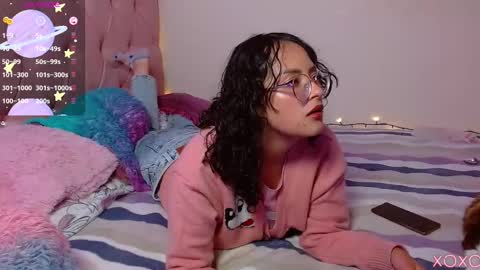 Manu  online show from February 12, 2025, 12:27 am