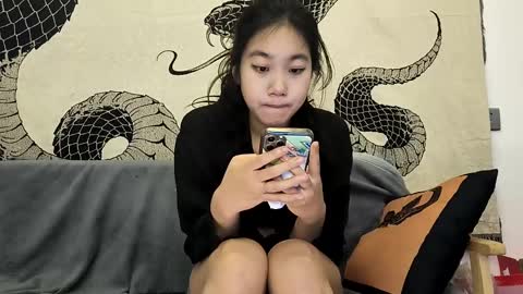 maodom online show from February 10, 2025, 1:24 am