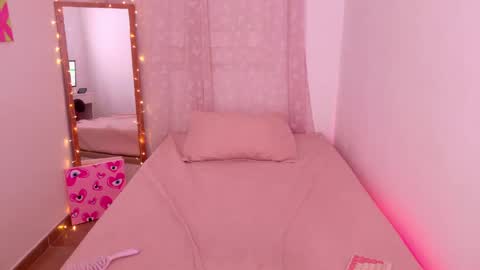     online show from May 22, 2026, 7:04 am