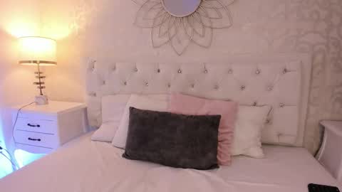 Mara online show from September 17, 2025, 10:44 pm