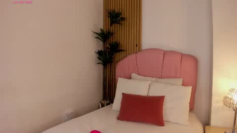Snapshot of mara_betancurt chatting on June 11, 2026, 8:51 pm Mara online show from June 11, 2026, 8:51 pm