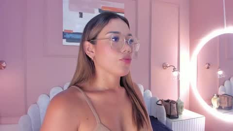 Mara  online show from March 4, 2025, 7:11 pm