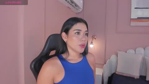 Mara  online show from September 19, 2025, 7:14 pm