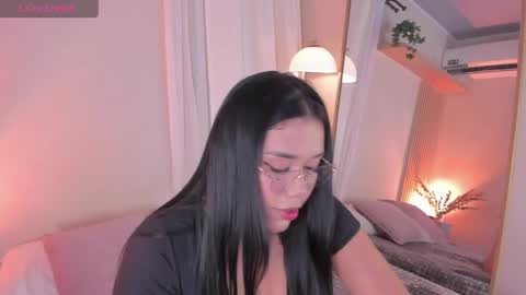 Mara  online show from April 7, 2026, 11:04 pm