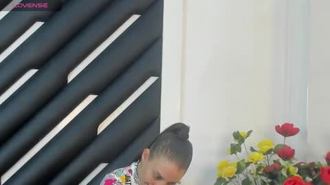 Mara  online show from September 14, 2025, 9:14 pm