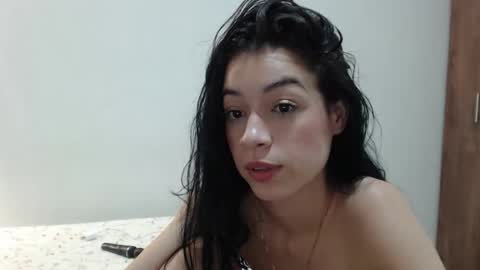 Snapshot of maraa_09 chatting on November 10, 2025, 6:45 am Marcela independent online show from November 10, 2025, 6:45 am