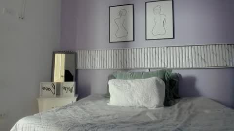 Mrs. Sweet online show from September 27, 2025, 7:08 pm