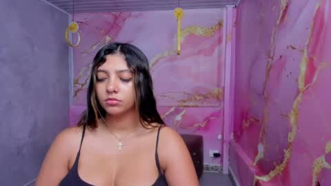Snapshot of maraluna_ chatting on July 17, 2026, 12:34 pm Maraluna online show from July 17, 2026, 12:34 pm
