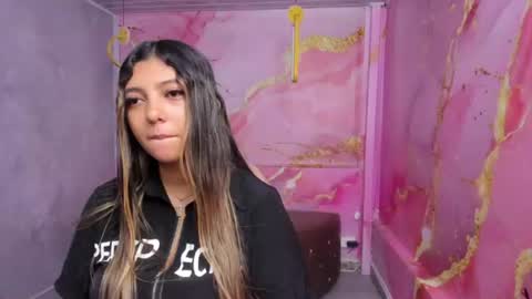 Snapshot of maraluna_ chatting on July 20, 2026, 12:29 pm Maraluna online show from July 20, 2026, 12:29 pm