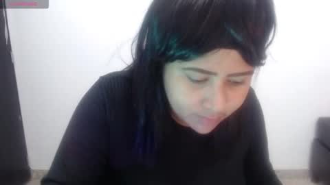 Snapshot of marasilk chatting on September 10, 2025, 12:49 pm Mara Silk online show from September 10, 2025, 12:49 pm