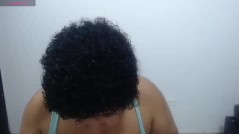 Snapshot of marasilk chatting on September 21, 2025, 12:29 pm Mara Silk online show from September 21, 2025, 12:29 pm