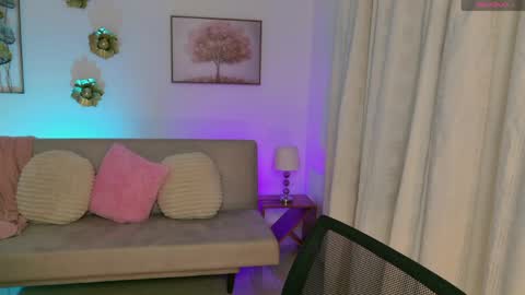 Snapshot of maravelvett chatting on April 23, 2026, 12:40 pm Mara online show from April 23, 2026, 12:40 pm