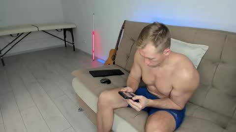 alex marvelxx online show from November 5, 2025, 9:31 am