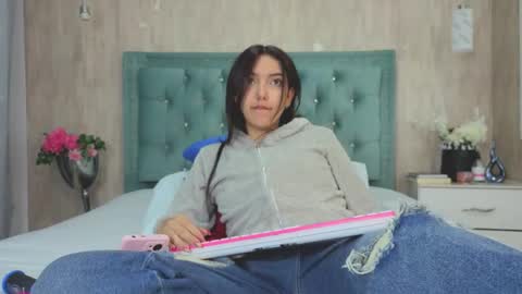 Marcela online show from September 20, 2025, 9:16 pm