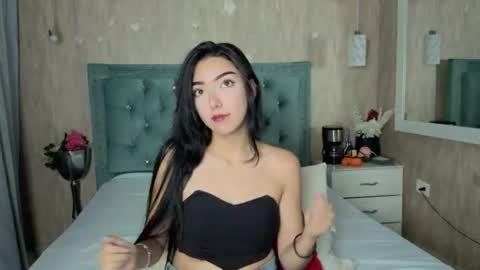 Snapshot of marcelaa_fox chatting on June 18, 2026, 8:13 pm Marcela online show from June 18, 2026, 8:13 pm