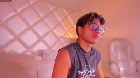 marco_deluxe online show from May 29, 2026, 11:41 am