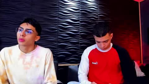 Marco and Ethan online show from December 24, 2024, 7:49 am