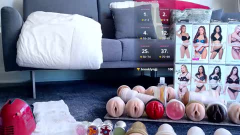 Marc online show from November 15, 2025, 1:51 pm