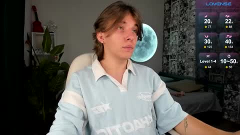 Snapshot of marcus_euphoria chatting on September 8, 2025, 9:14 pm Marcus online show from September 8, 2025, 9:14 pm