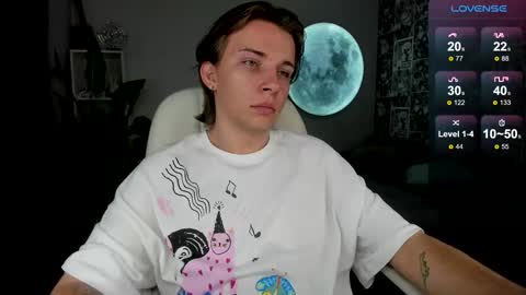 Snapshot of marcus_euphoria chatting on September 9, 2025, 10:53 pm Marcus online show from September 9, 2025, 10:53 pm