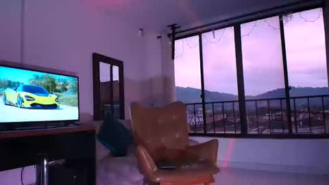 marcus_fire online show from November 24, 2025, 11:43 am