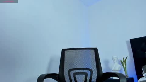 Snapshot of marcus_moreno chatting on November 21, 2025, 8:18 pm marcus_moreno online show from November 21, 2025, 8:18 pm