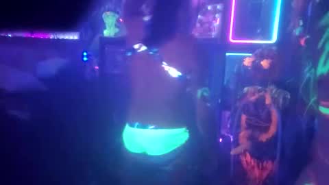 marcusxvx online show from February 23, 2025, 6:39 am