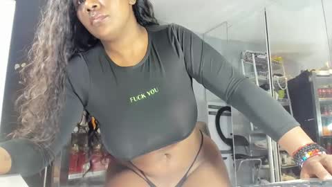 Mareia online show from January 6, 2025, 8:28 pm