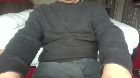 Snapshot of marekishere chatting on January 31, 2025, 3:33 pm marek online show from January 31, 2025, 3:33 pm